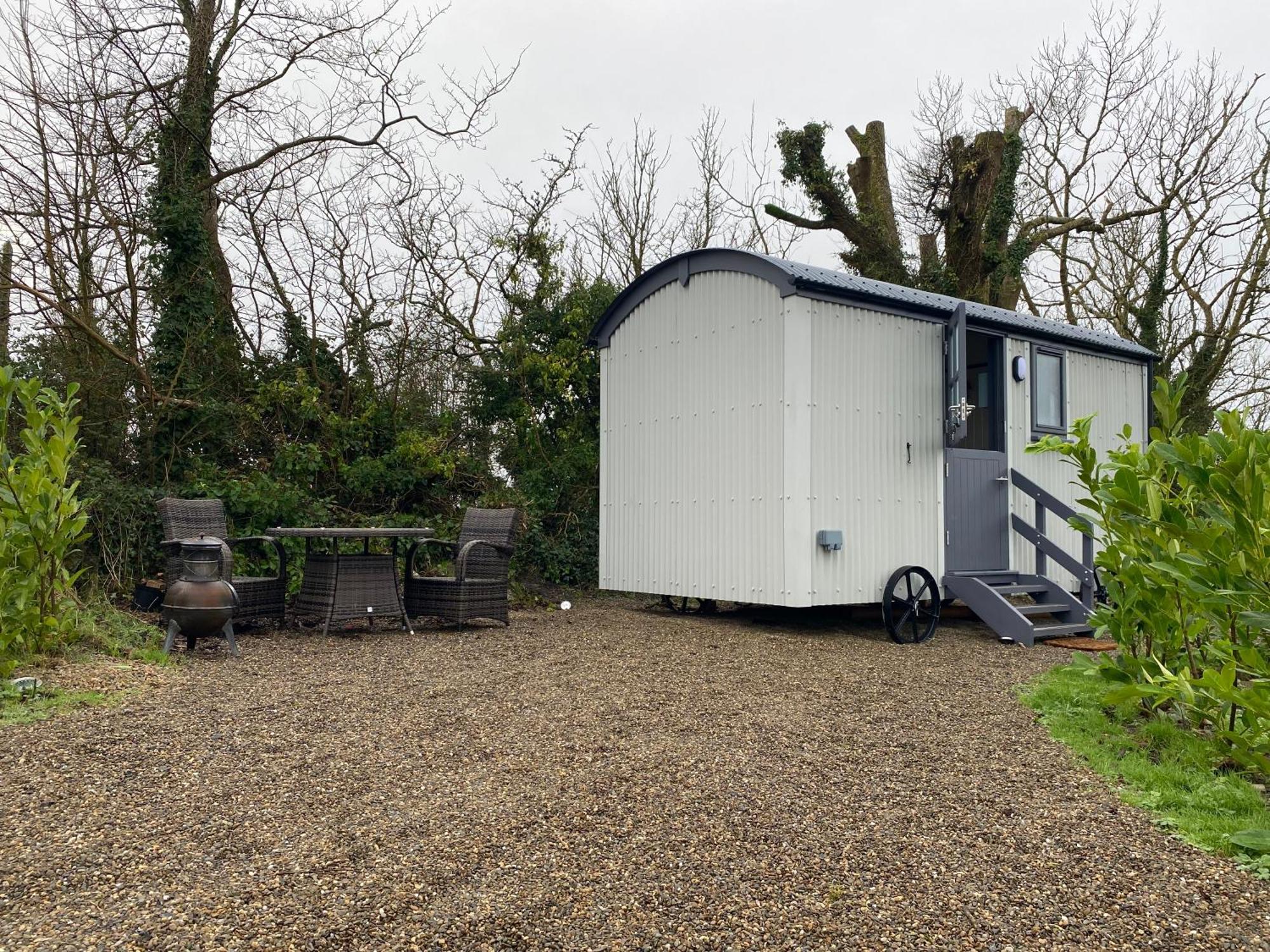 Villa Burren Garden Glamping Hut Boston Esterno foto